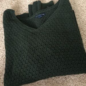 American Eagle forest green sweater